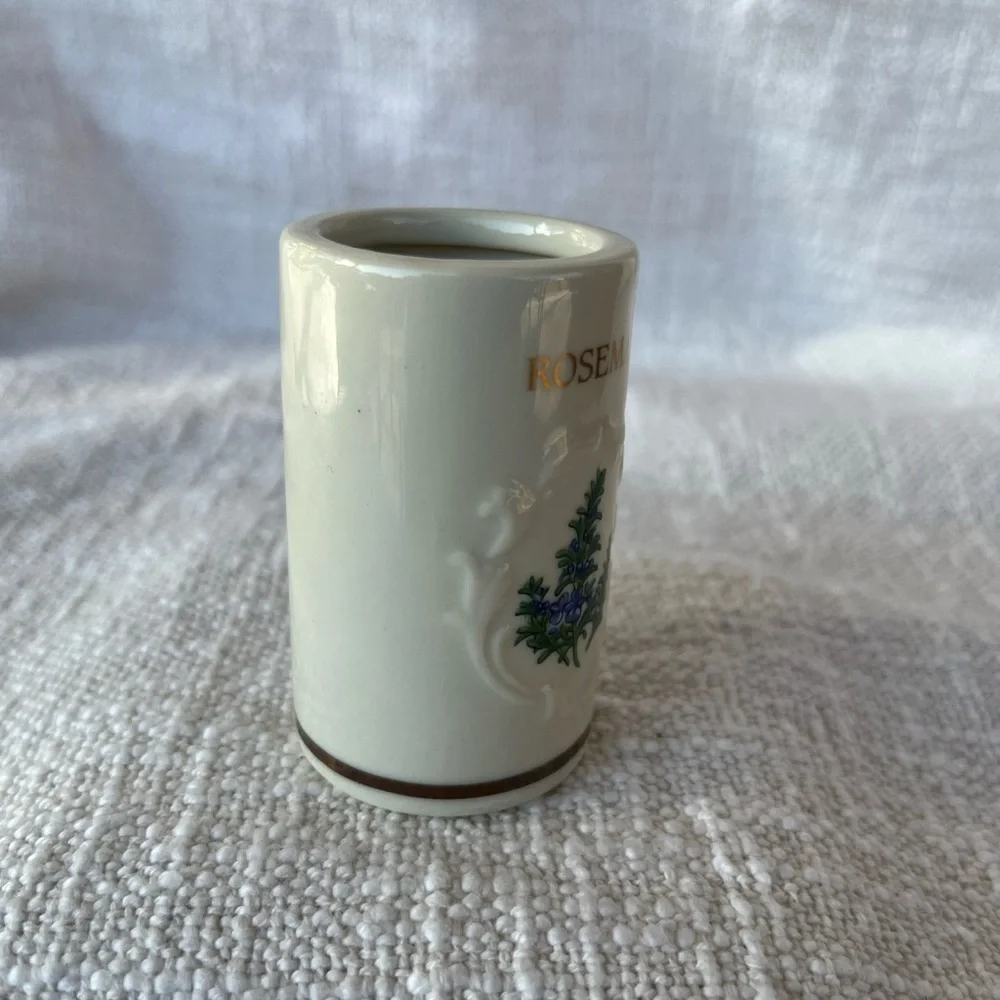 THE LENOX SPICE GARDEN (GIFTWARE) 1992 Fine Porcelain ROSEMARY Jar No Lid